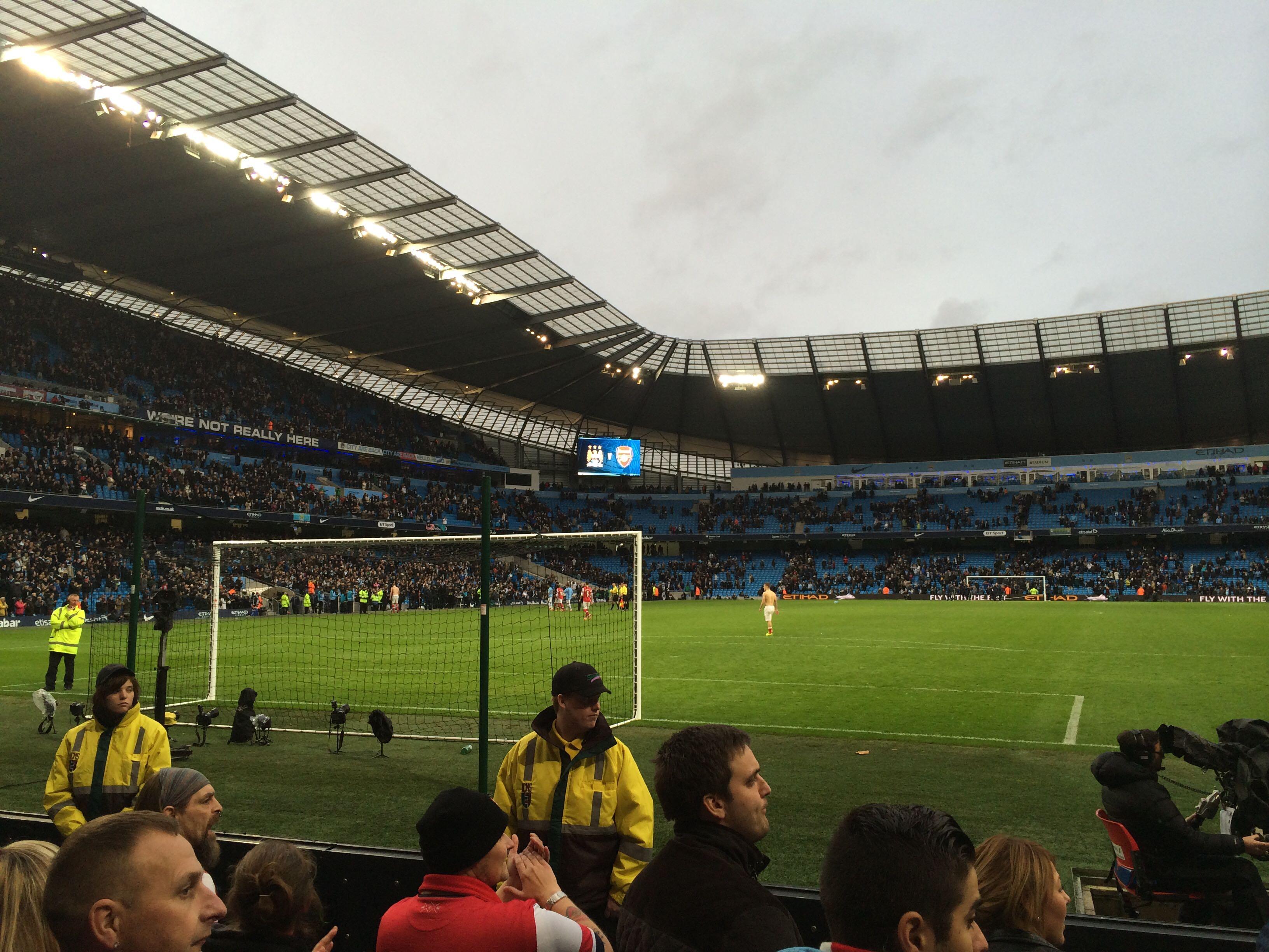 保证中场的 保证中场的